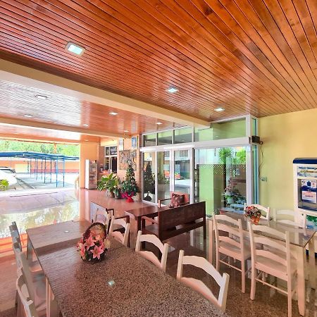 Jaroonsak Grand Trang Exterior foto